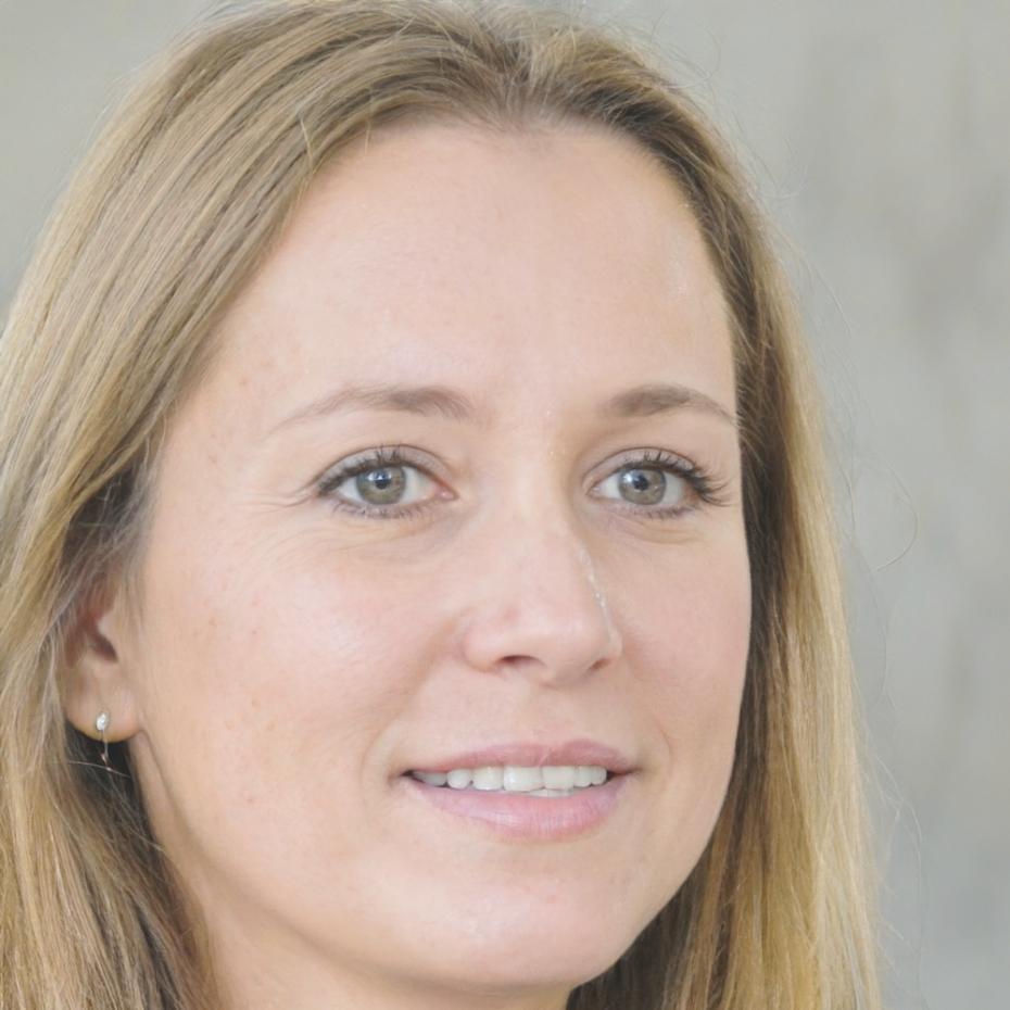 Portrait de Camille Rousseau, conseillère en planification budgétaire